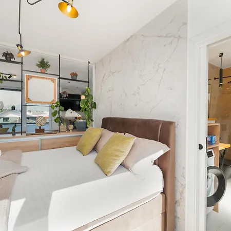 Apartment Penthouse Franita 50 Meters From The