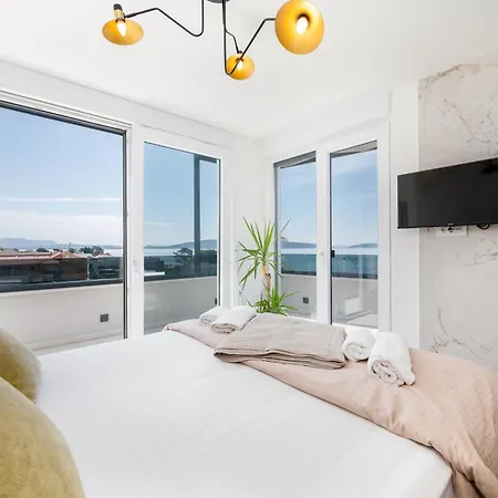 Apartment Penthouse Franita 50 Meters From The