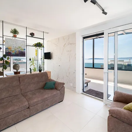 Penthouse Franita 50 Meters From The Apartment Kastela